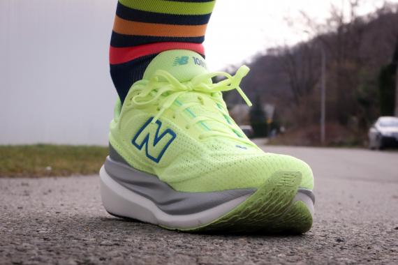 Le test des New Balance 1080 V15 : confort ET dynamique