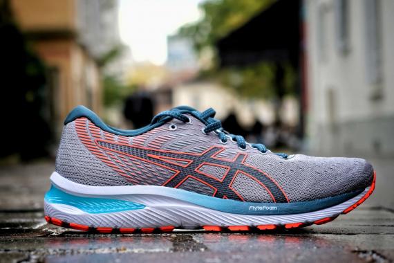 Le test des Asics Gel Cumulus 22, une référence en terme de polyvalence