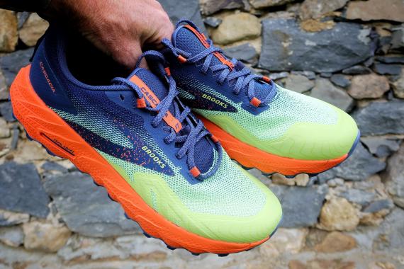 Le test complet des chaussures de trail Brooks Cascadia 17