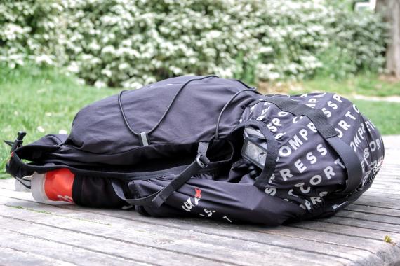 Le sac Compressport Ultrun S Pack Evo 15, test complet !