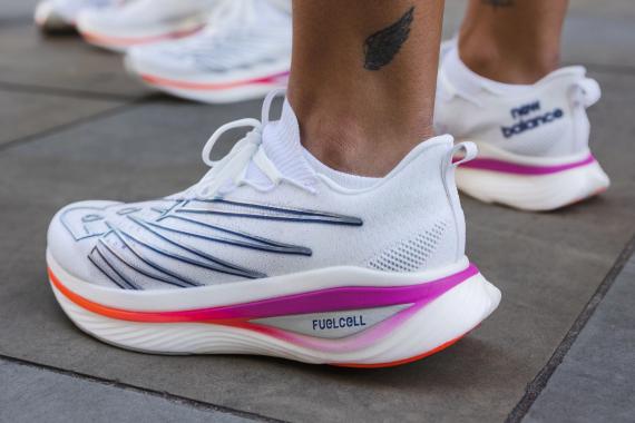 Les New Balance SC Elite V3, le fleuron de la marque en 2023 !