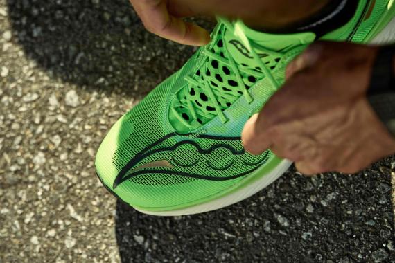 Les Saucony Endorphin Elite, le must du carbone en 2023 ? Avis