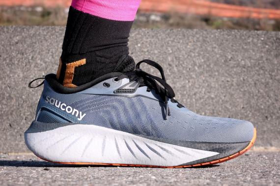 Le test des Saucony Triumph 22, la Rolls du Run !