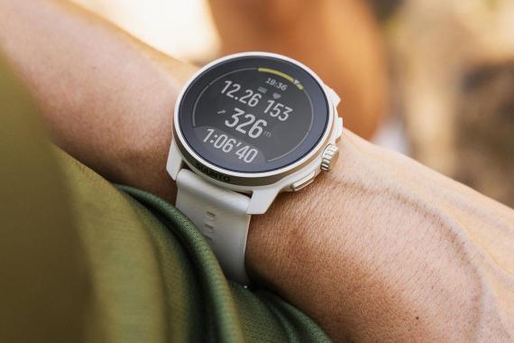 Présentation de la Suunto Race S : la même, en version mini