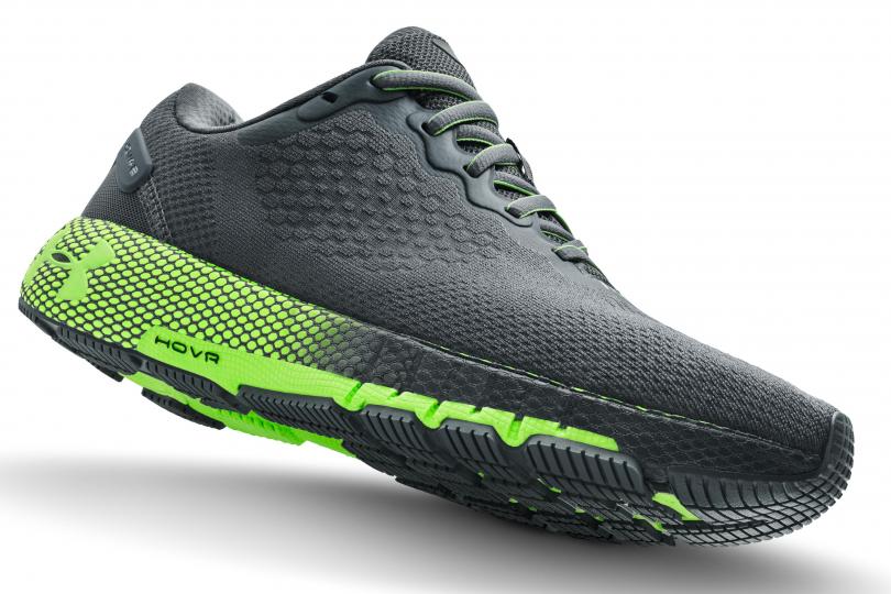 Under Armour présente sa première chaussure de running intelligente