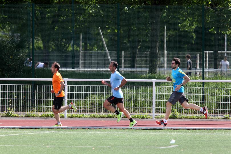 Fractionné en groupe sur la piste
