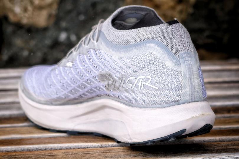 Salomon S/lab Pulsar, talon 3/4 arrière