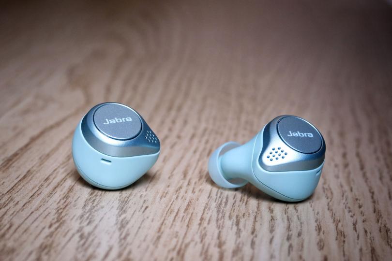 Les Jabra Elite Active 75t, bleu clair