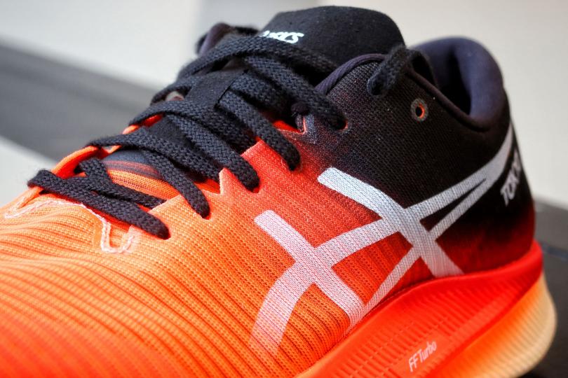 Zoom sur la tige, Asics MetaSpeed Sky