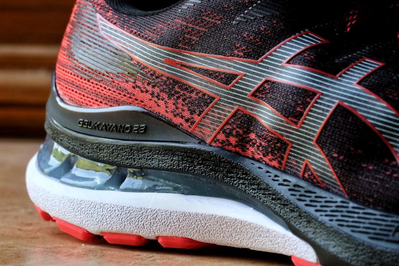 Asics Gel Kayano 28, l'insert en Gel sous le talon / RunMag