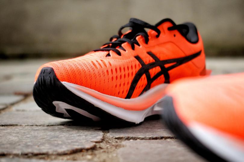 Les Asics Novablast, coloris Tokyo !