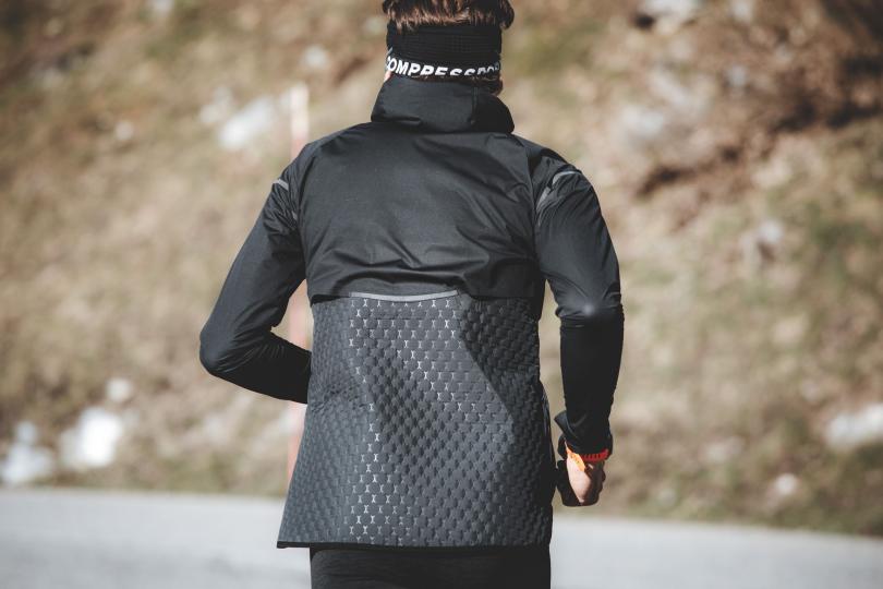 Compressport Winter Insulated 10/10 Jacket
