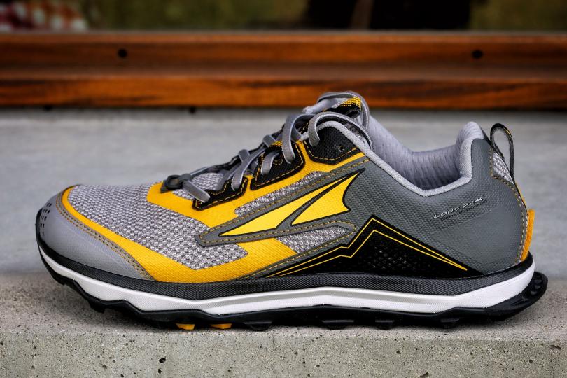 Altra Lone Peak 5 SE, vue de profil