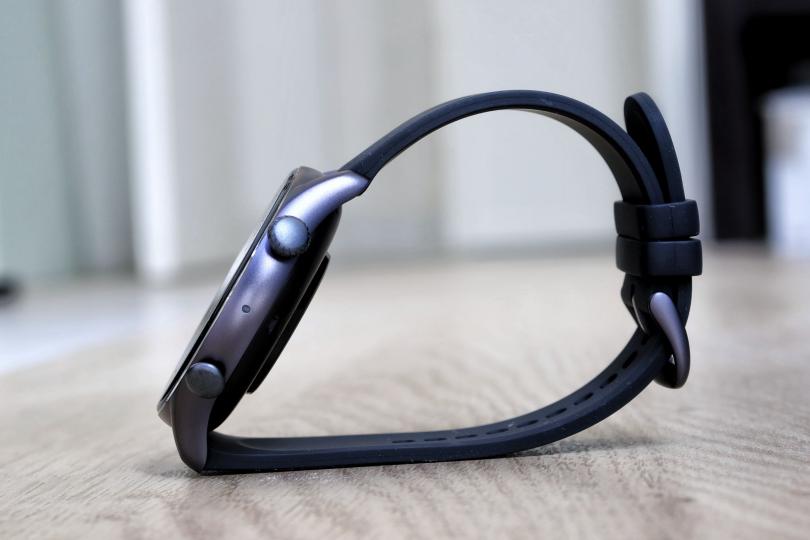Amazfit GTR3 Pro - profil / épaisseur