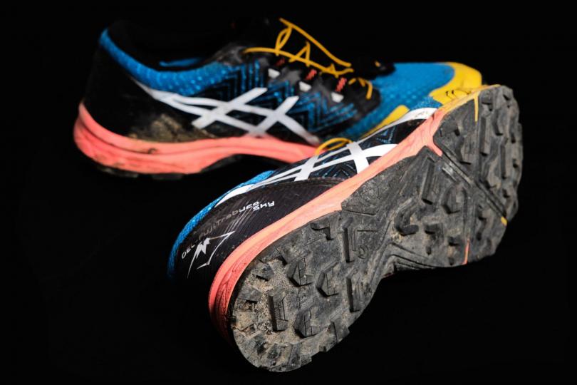 Les Asics FujiTrabuco Sky et leur semelle Asics Grip