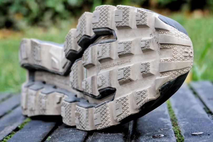 La semelle, les crampons de la On-Running CloudVenture