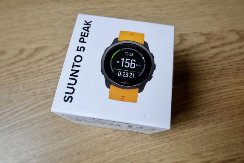 La boite de la Suunto 5 Peak