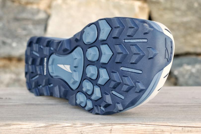 Les crampons sous la semelle / Altra Lone Peak 6