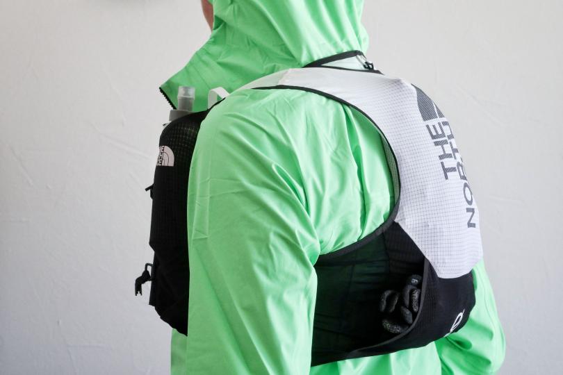 La veste The North Face Flight FutureLight de profil