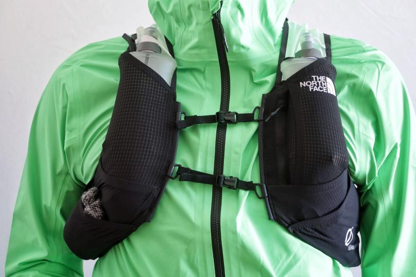 La veste The North Face Flight FutureLight avec un sac