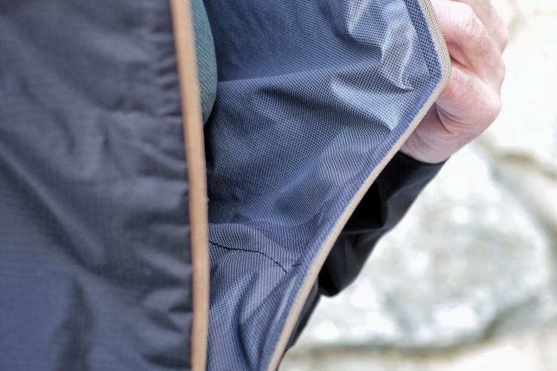 La membrane imper-respirante / veste de Trail Evadict