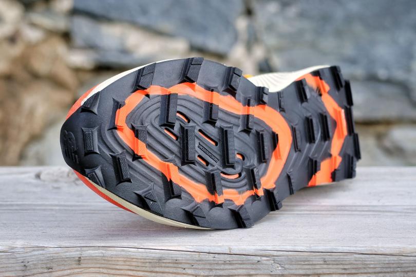 New Balance Summit Unknown V3, crampons