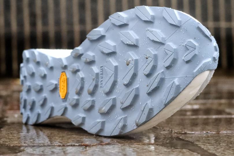 NNormal Kjerag, semelle Vibram LiteBase Megagrip