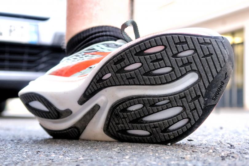 Le test des Brooks Hyperion Max