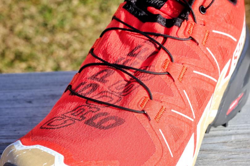Zoom sur la tige de la Salomon SpeedCross 6