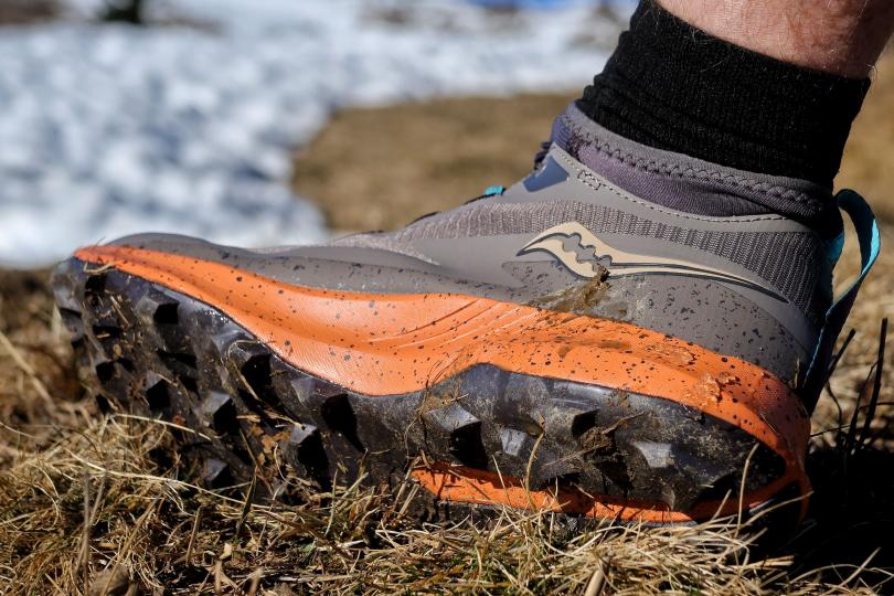 Test de la Saucony Peregrine ST 13 : crampons