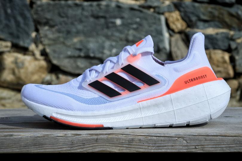 Le test des adidas UltraBoost Light, une nouvelle version convaincante