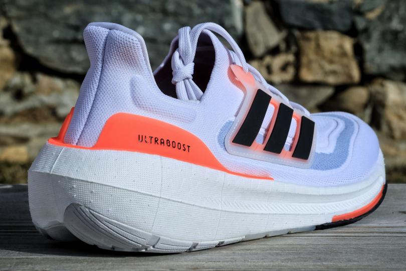 Le test des adidas UltraBoost Light, une nouvelle version convaincante