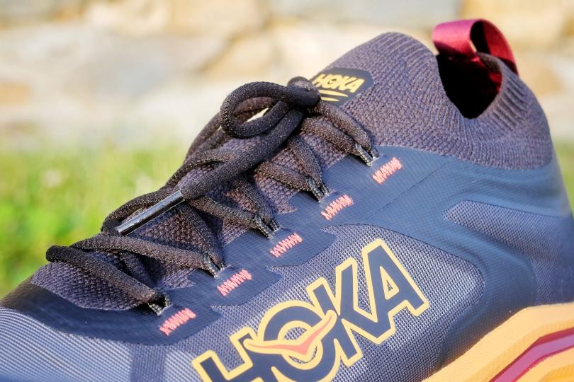 Le chausson et les lacets de la Hoka Zinal 2