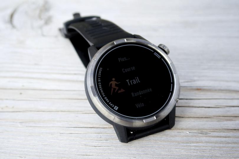 Decathlon GPS 900 by Coros, zoom sur l'écran