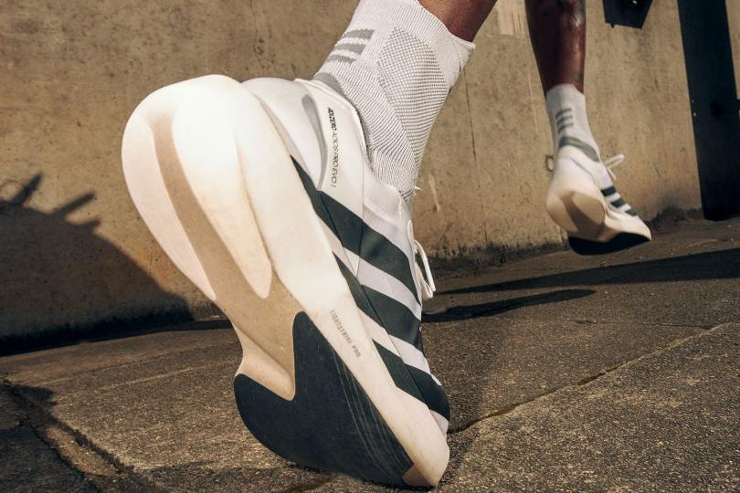Les Adidas Adizero Adios Pro Evo 1