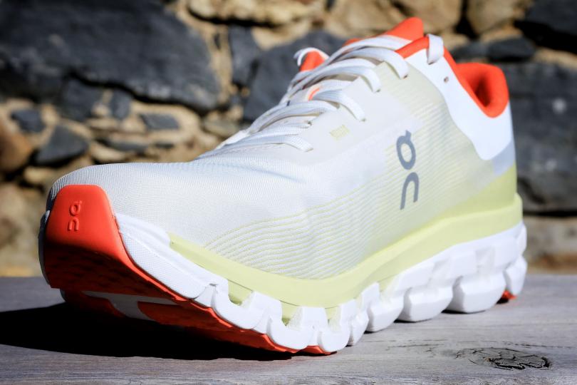 On-Running Cloudflow 4, vue 3/4 avant