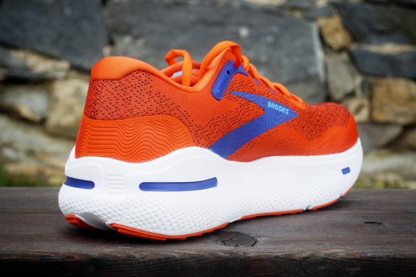 Brooks Ghost Max, zoom arrière