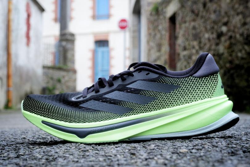 Adidas SuperNova Rise de profil