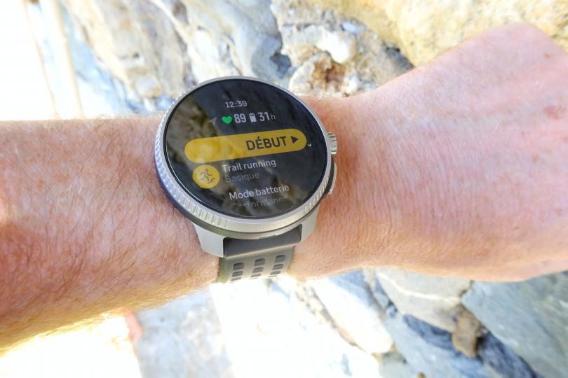 Test de la Suunto Race, lancement activité Trail-Running