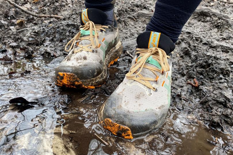 Test boueux des Asics Gel Trabuco 12