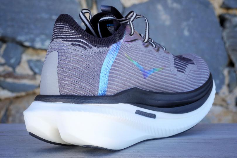 Le test detaille de la Hoka Cielo X1 une carbone ultra performante