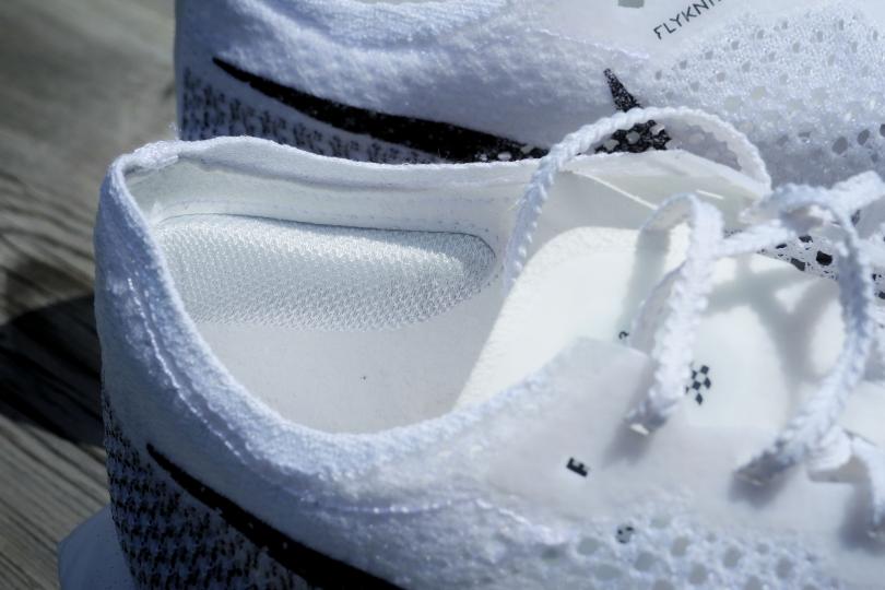 La coque talonnière rembourrée de la Nike Vaporfly 3