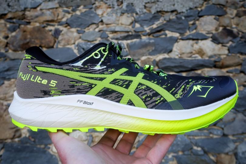 La Asics Fuji Lite 5 à tester