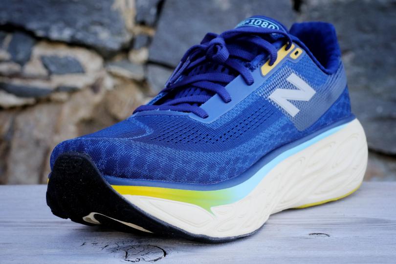 New Balance Fresh Foam 1080 V14, vue 3/4 avant