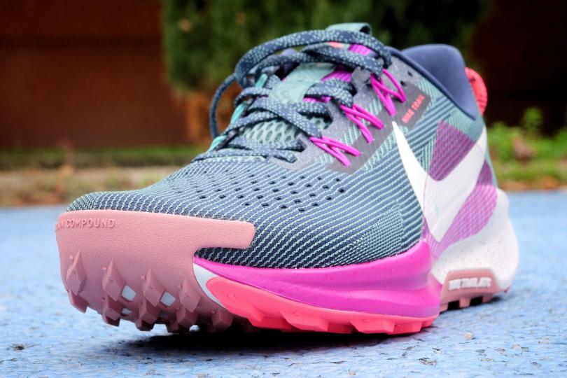 LA Nike React Pegasus Trail 5, vue avant