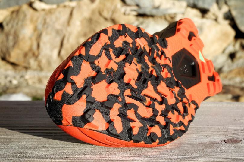 Les crampons de la Brooks Catamount 3