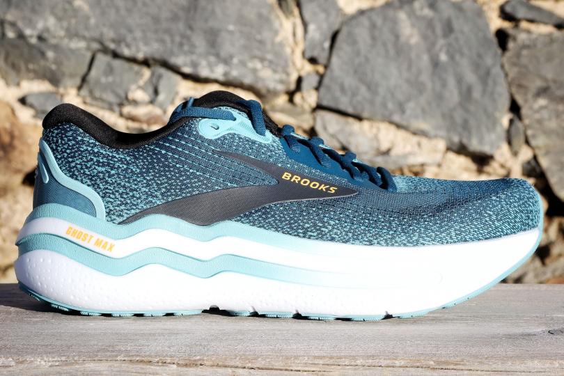 Brooks Ghost Max 2 vue sur le côté