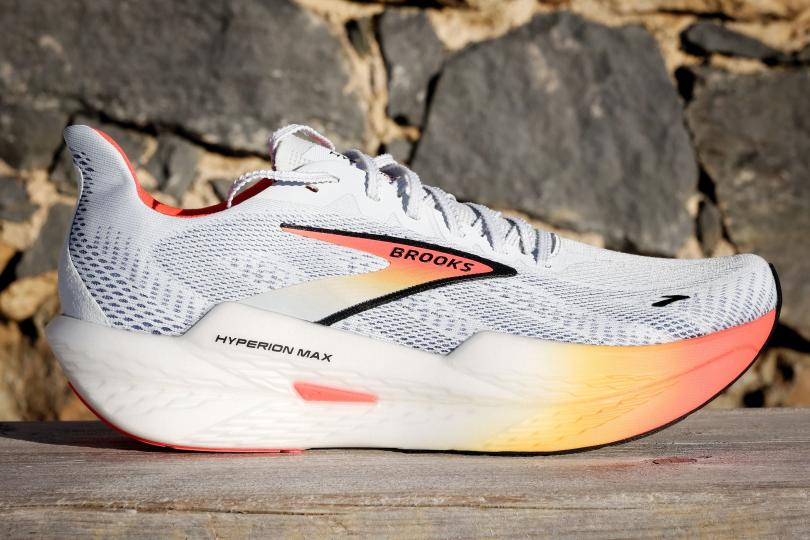 Brooks Hyperion Max 2, vue de profil