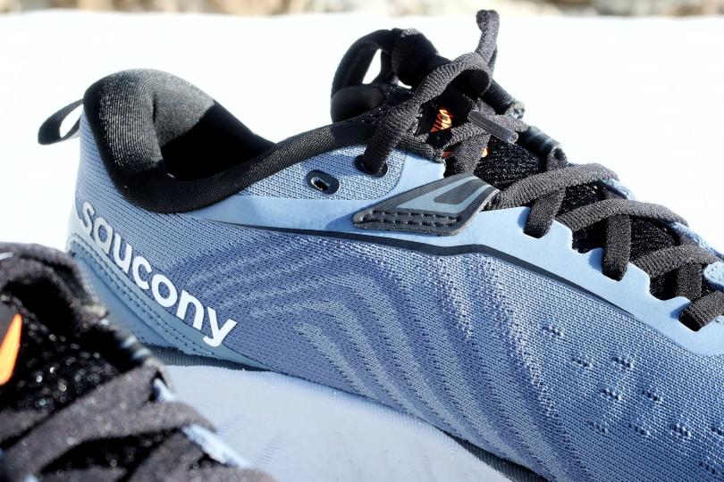 La tige, le tissu de l'empeigne, Saucony Triumph 22