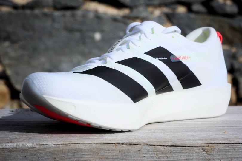 adidas Adizero Adios 9 , vue 3/4 avant